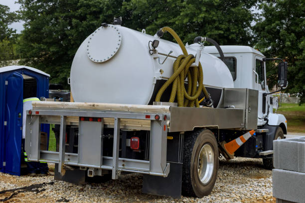 Best Luxury portable toilet rental  in Barboursville, WV